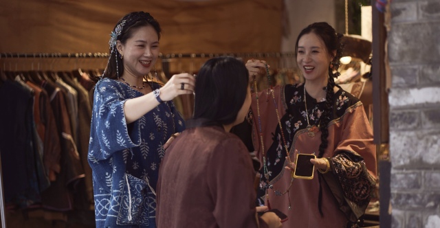 �������������ĺ������ġ�һ�K�����������f(w��n)ǧ����